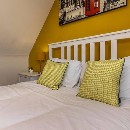 Dovecote House Beeston Private Parking 15Mins From Nottingham City Centre Close To Qmc Hospital Exterior photo